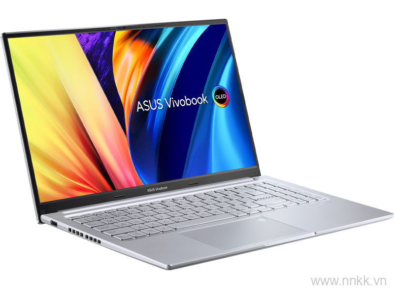 Laptop Asus VivoBook A1503ZA-L1421W (i5 12500H/8GB RAM/512GB SSD/15.6 Oled/Win11/Bạc/Balo)