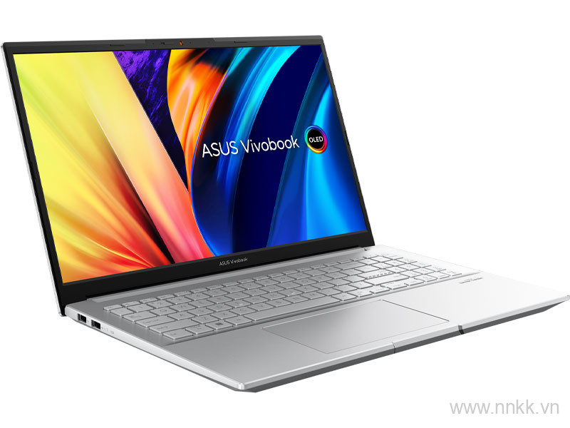 Laptop Asus Vivobook Pro 15 OLED M6500RC-MA004W (R7 6800H/16GB RAM/512GB SSD/15.6 2.8K/RTX3050 4Gb/Win11/Bạc)