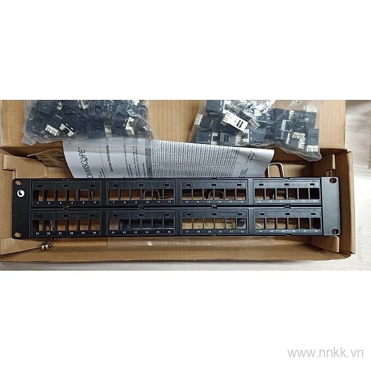 Patch Panel 48 cổng COMMSCOPE UTP, Cat.5e, SL110, RJ45, 2U, thẳng